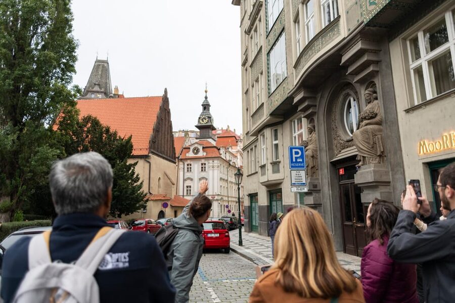 Prague: Old Town, Jewish Quarter & Astro Clock Walking Tour - Old Town Square: UNESCO-listed heart with real walking time