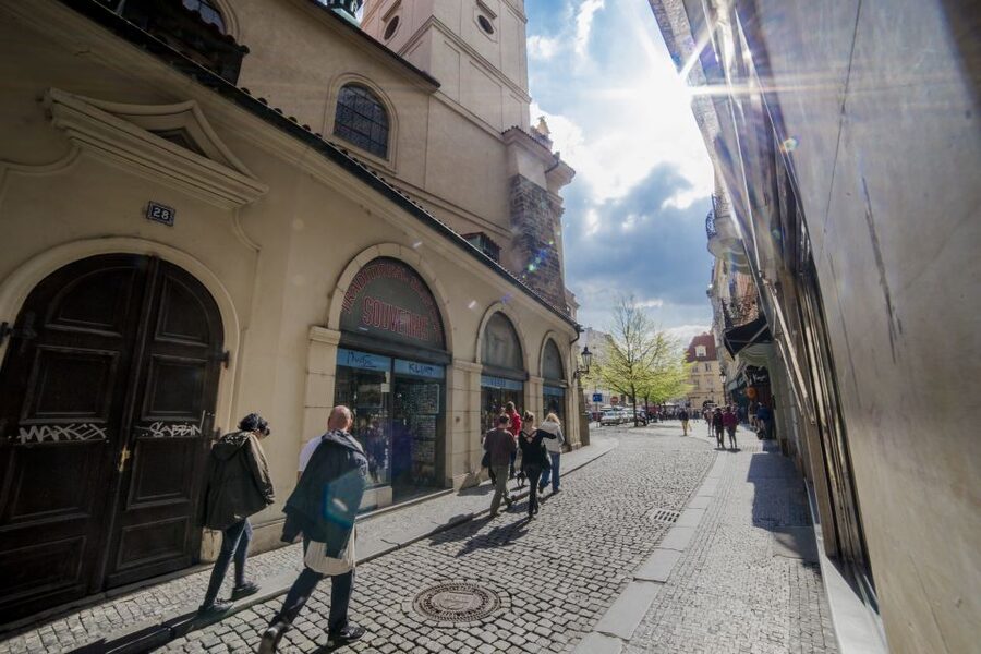 Prague: World War 2 and Operation Anthropoid Walking Tour - Price and value: what $32 buys you in Prague