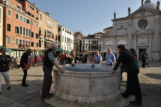 Private 3 hrs Venice Tour: St Mark's, Walking tour & Boat tour - Grand Canal boat hour: Rialto views plus the smaller canals