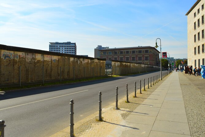 Private Berlin: Iconic Sights and Hidden Gems Walking Tour - The Führerbunker Area and Reichstag Dome: Power, Collapse, and What’s Left