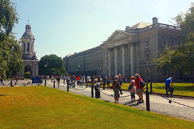 Private Fantastic Tour of Dublin (Walking Tour) - O’Connell Street, the Spire, and the GPO: Dublin’s big-name skyline markers