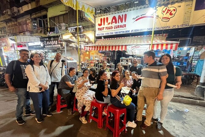 Private Guided Non-Veg Street Food Walking Tour in Muslim Quarter - Stop in Bohri Mohalla: what you’ll actually eat