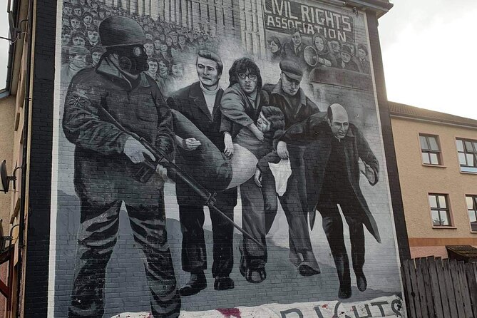 Private Guided Walking Tour in Derry City - Why a Bogside walk is the fastest way to “get” Derry