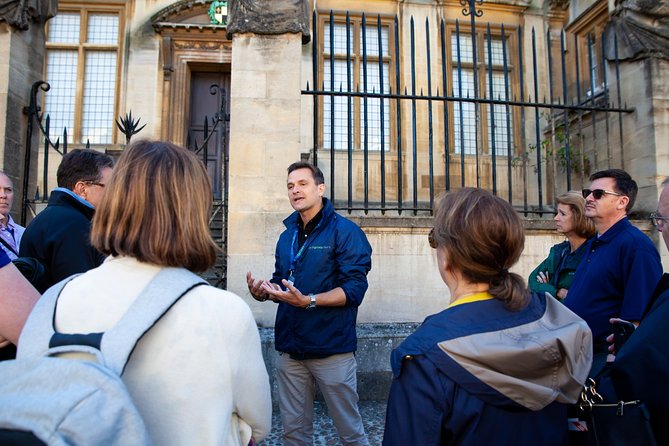 Private Oxford Walking Tour With University Alumni Guide - Private Alumni Guide in Oxford: What the Walk Really Feels Like