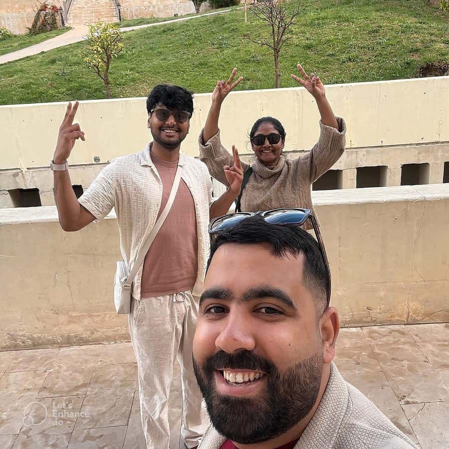 Private Tour –In Old Medina of Fez with a Professional Guide - The first walking block through Fes: souks, landmarks, and practical orientation