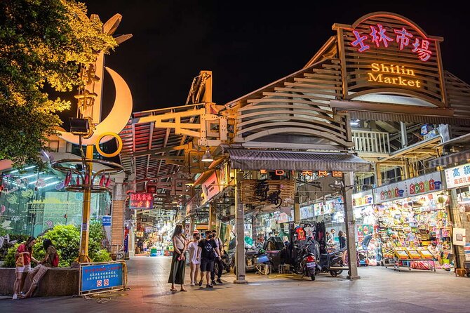 [Private Tour] Shilin Night Market Walking Tour With a Private Tour Guide (2-hr) - What happens during the 2 hours at Shilin