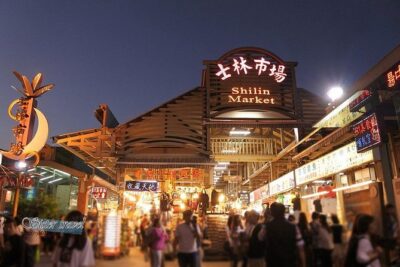 [Private Tour] Shilin Night Market Walking Tour With a Private Tour Guide (2-hr) - Private guide, small group, real flexibility