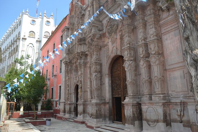 Private walking tour in Guanajuato (available from 1 person) - University of Guanajuato: staircases, origins, and easy photo stops