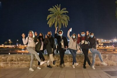 Private walking tour in Palma de Mallorca with local guides. - Palau de l’Almudaina to the Cathedral: royal power to La Catedral del mar