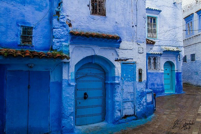Private walking tour of Chefchaouen (The blue city) - Where you start (and why it matters): Hôtel Madrid