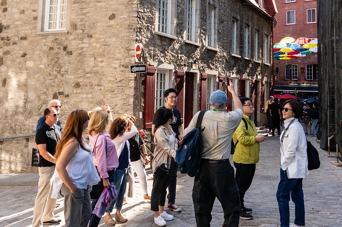 Private Walking Tour of Old Quebec with Funicular - The funicular ride: your shortcut to a new viewpoint
