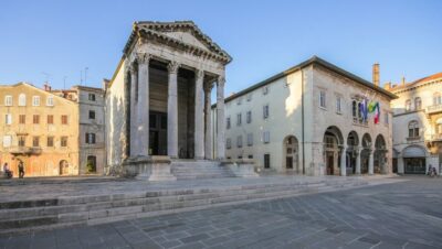 Pula: Historic Walking Tour with Local Guide & City Views - A 90-minute, German-led walk that can be tailored to your mood