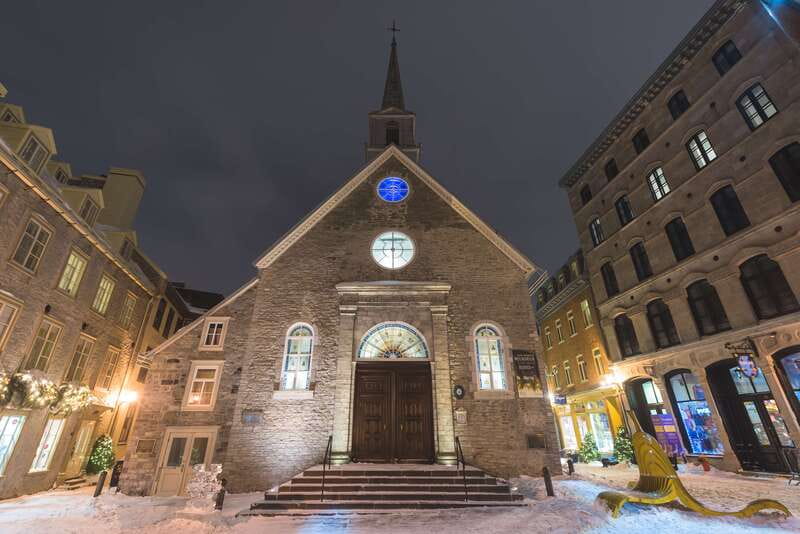 Quebec City: Christmas Magic Walking Tour in Old Quebec - Château Frontenac: the winter photo stop with real context