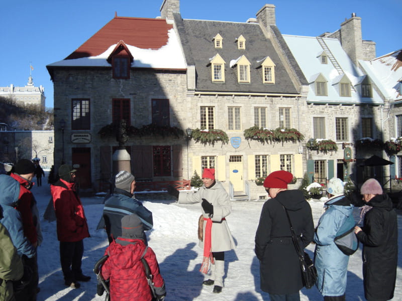 Quebec City: Christmas Magic Walking Tour in Old Quebec - What you get for $28: value in a two-hour winter plan
