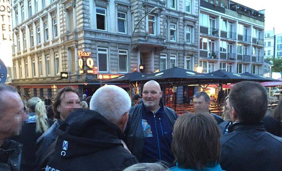 Reeperbahn Walking Tour with St. Pauli Local - Why this Reeperbahn walk feels different from generic sightseeing