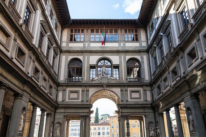 Renaissance & Medieval Florence Guided Walking Tour plus mobile App - San Lorenzo: the Medici world behind the leather stalls