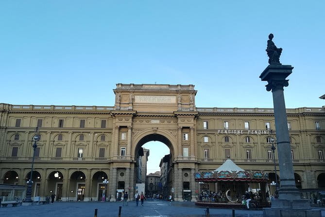 Renaissance & Medieval Florence Guided Walking Tour plus mobile App - Meeting point on Via de’ Martelli and the VOX CITY app setup