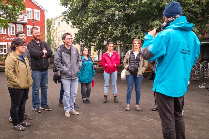 Reykjavik Folklore Walking Tour: Meet the Elves, Trolls & Ghosts of Iceland - Alþingishúsið and Icelandic guardian spirits