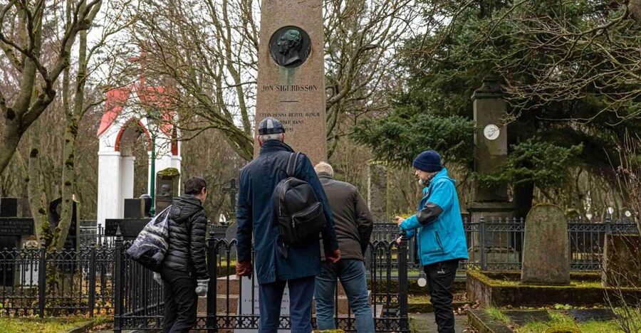 Reykjavik: Guided Folklore Walking Tour - Why a folklore walk is the best way to read Reykjavik