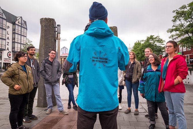 Reykjavik Walking Tour - Walk with a Viking - How to start right: Ingólfstorgur and Austurstræti with the two stone pillars