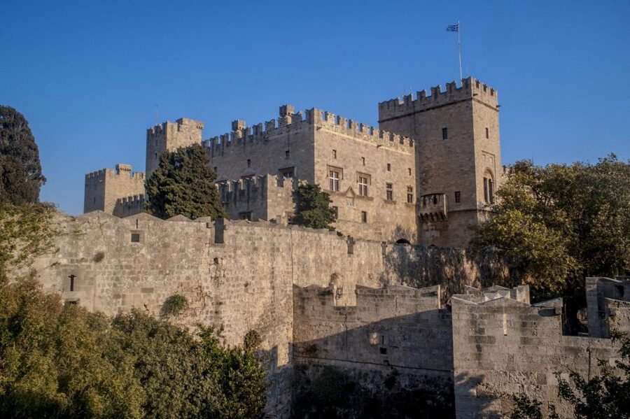 Rhodes: Old Town Walking Tour with Guide - Route Walkthrough: Jewish Quarter, Ippokratous Square, and Knights Street