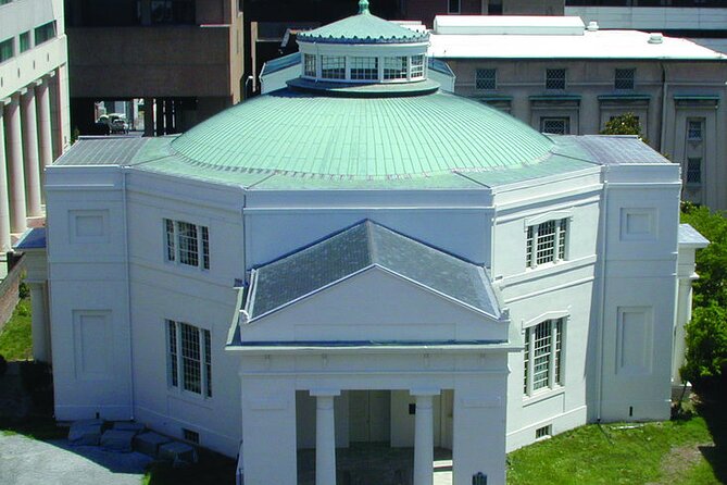 Richmond Downtown Walking Tour - Monumental Church: Jefferson’s Apprentice, the Richmond Theater Fire, and Poe