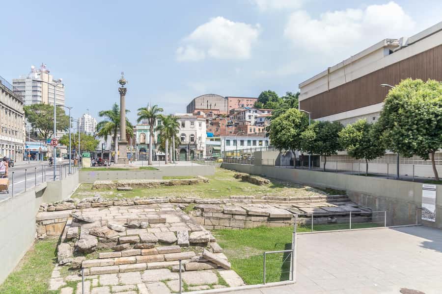 Rio de Janeiro: Little Africa Heritage Walking Tour - Morro da Conceição and Largo da Prainha: walking history with food in mind
