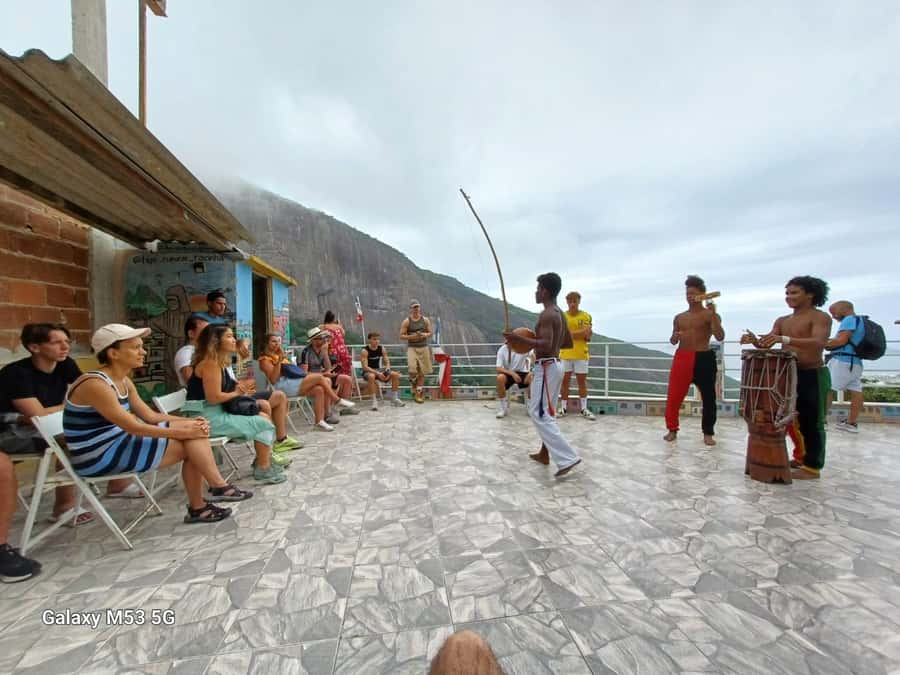 Rio de Janeiro: Rocinha Favela Walking Tour with Local Guide - Back Through Leblon and Ipanema: Drop-Offs and the Rio Reset