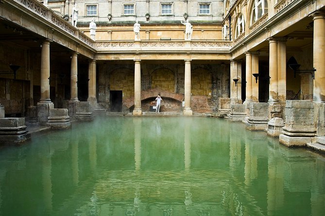Roman Baths and Bath City Walking Tour - Bath in one walk: from Roman hot pools to honey-stone streets