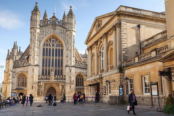 Roman Baths and Bath City Walking Tour - What the small group really changes (and why some guides stand out)