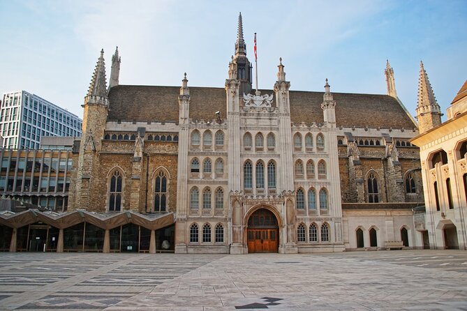 Roman Ruins to Blitz Bombings: A Walking Tour of London's Fiery History - The Monument to the Great Fire of London and London Stone legends