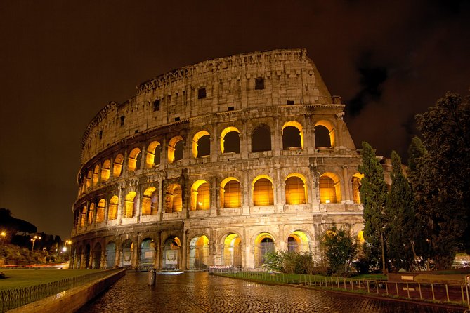 Rome by Night Walking Tour - Trevi Fountain and Pantheon: the two must-see stops at night
