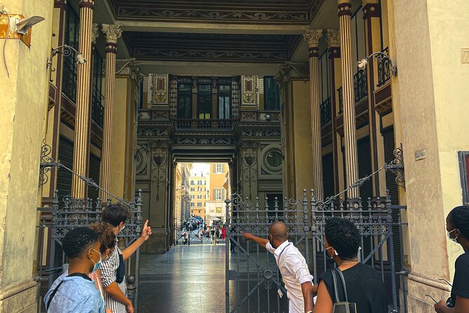 Rome City, Pantheon, and Trevi Fountain Walking Tour - Pantheon: The Must-See, Plus the One Ticket Catch