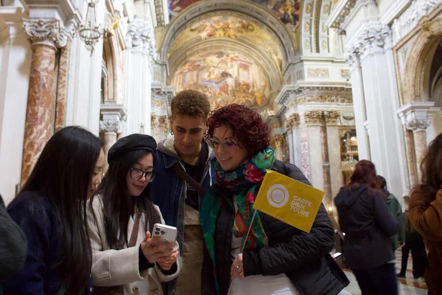 Rome: City Walking Tour in English or Spanish - Galleria Sciarra: Where the City Gets a Little Weird (In a Good Way)