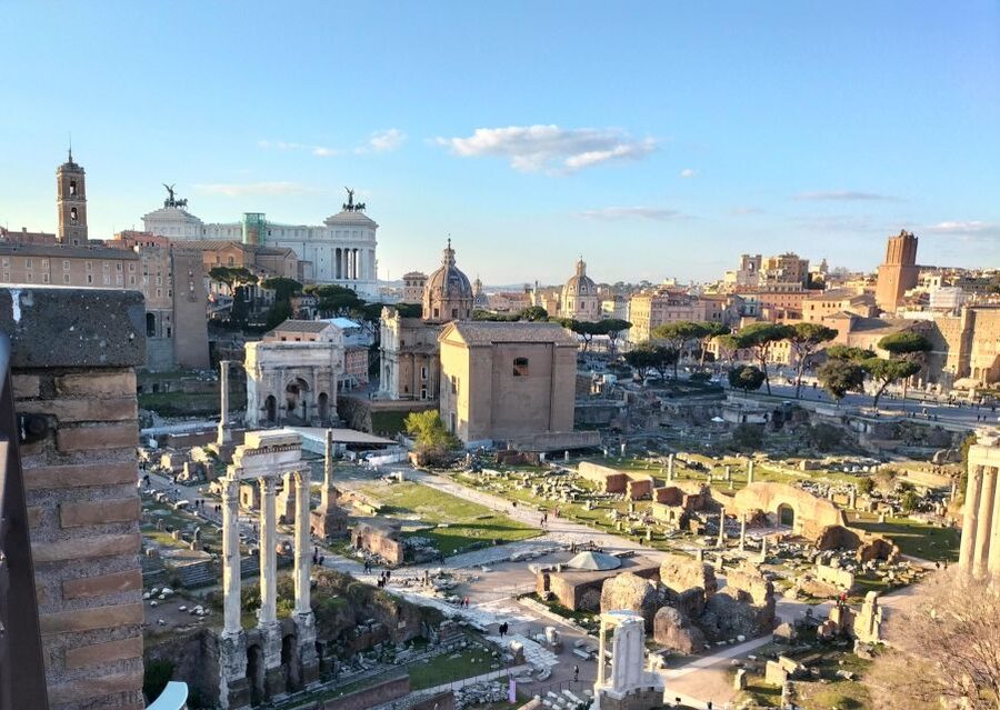 Rome: Colosseum and Ancient Rome Guided Walking Tour - What to bring, what to wear, and what to leave at home