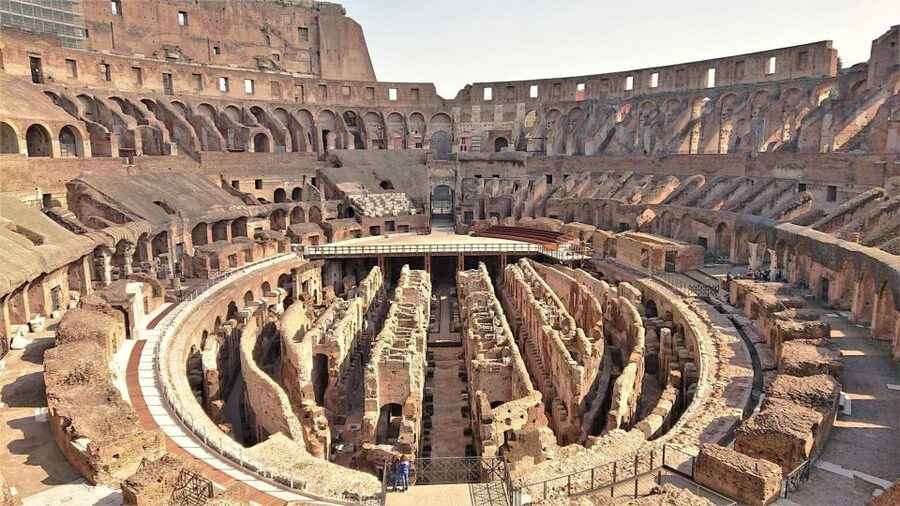 Rome: Colosseum, Palatine Hill, & Roman Forum Walking Tour - Guide style, headsets, and the pacing that keeps it fun