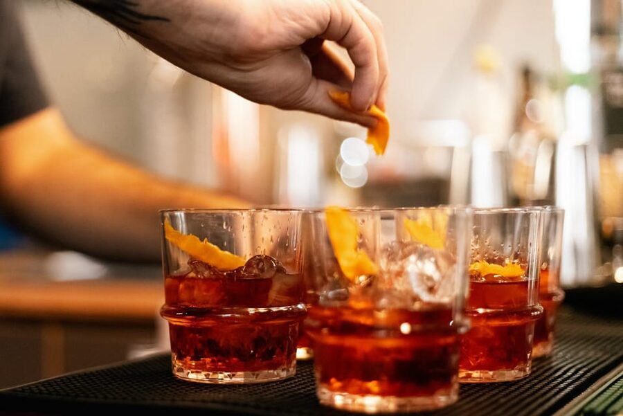 Rome: Forbidden History Walking Tour & Pub Crawl with Drinks - Should you book the Rome Tipsy Tour?