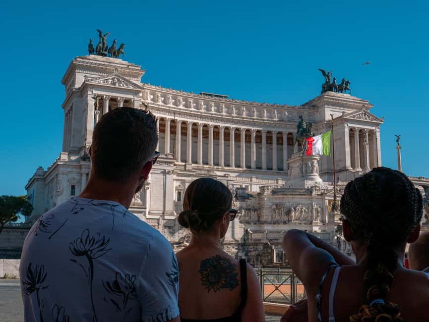 Rome Highlights & Hidden Gems Guided Walking Tour - Monumento a Vittorio Emanuele II: the national spotlight stop