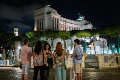 Rome: Moonlight Walking Tour – Free for Kids - Piazza Navona and the Four Rivers Fountain at Night