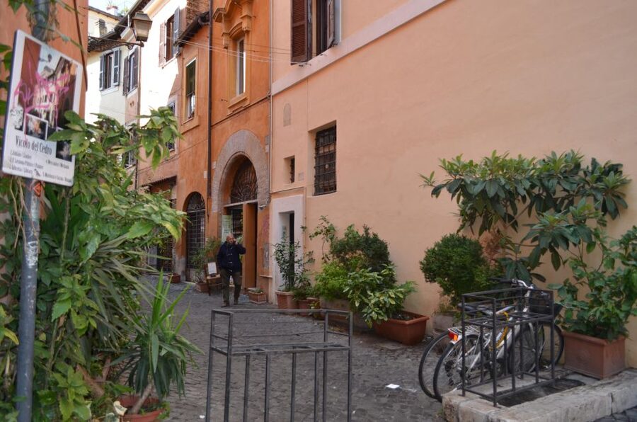 Rome: Trastevere and Jewish Ghetto Street Food Walking Tour - Should You Book This Rome Street Food Tour?