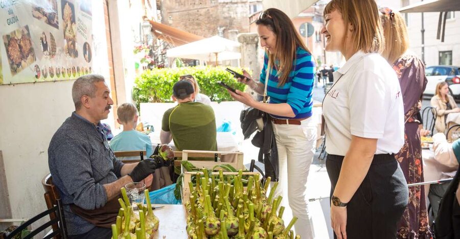 Rome: Trastevere & Campo de Fiori Street Food Walking Tour - Piazza San Simeone: The Starting Point and How You Set the Rhythm