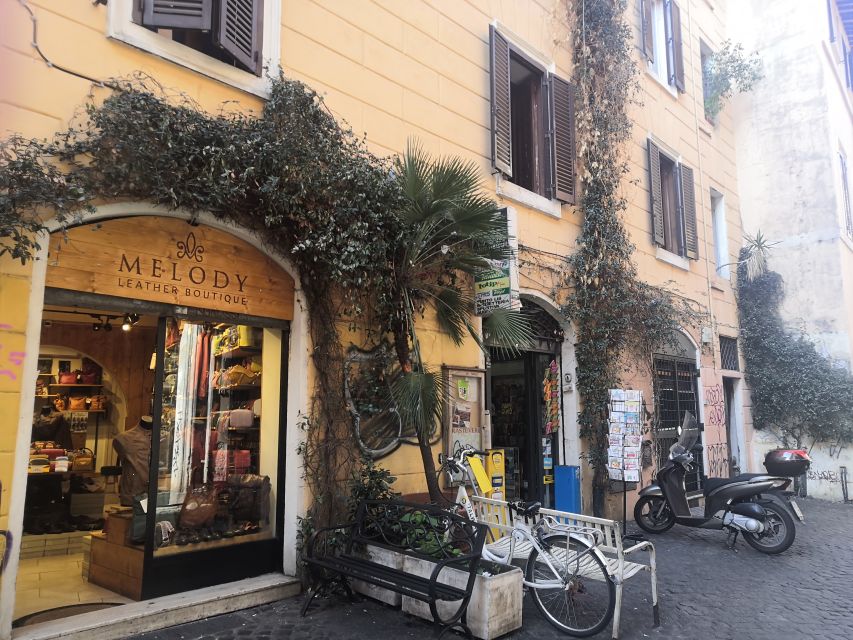Rome: Trastevere & Campo de Fiori Street Food Walking Tour - Piazza Farnese, Ponte Sisto Views, and a Walk That Links Neighborhood Mood