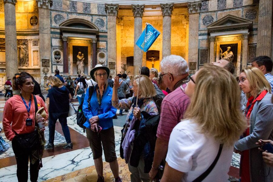 Rome: Trevi Fountain, Spanish Steps & Pantheon Walking Tour - Trevi Fountain Early Energy and the Real Story Behind It