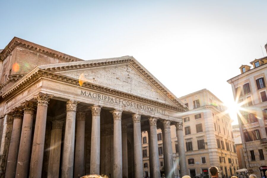Rome: Trevi Fountain, Spanish Steps & Pantheon Walking Tour - Piazza Colonna Passing Through: Ancient Power in a Modern City