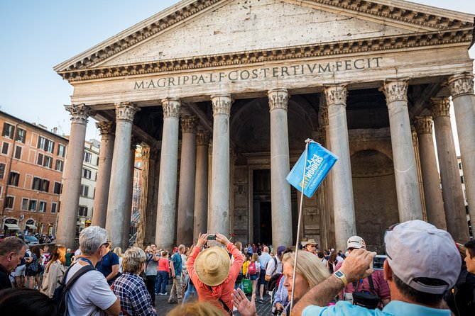 Rome Walking Tour with Piazza Navona, Trevi Fountain and Pantheon - Piazza Colonna and the Column of Marcus Aurelius: the empire story in a tight space