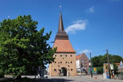 Rostock: City Walking Tour - Meeting at the Rathaus Under the Greif Griffin
