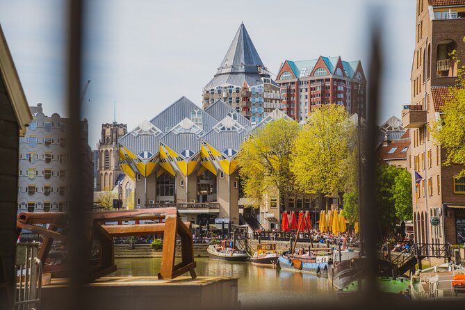Rotterdam Walk: Hilights, Gems, Architecture & WWII | 2 or 3hrs - Maritime Museum Rotterdam: step into the open-air “old boats” atmosphere