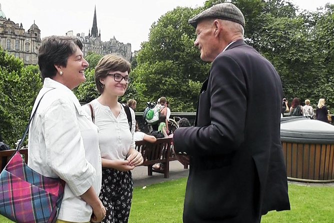 Royal Mile and Old Town Walking Tour - How the guides shape the experience (and why small groups matter)