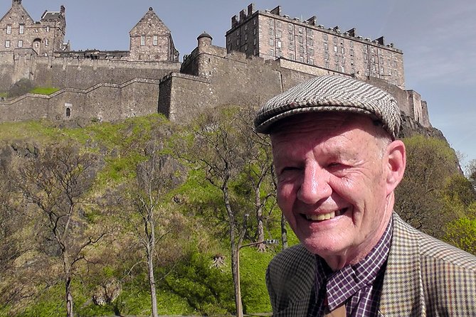 Royal Mile and Old Town Walking Tour - Grassmarket and Milne’s Court: where daily life peeks through