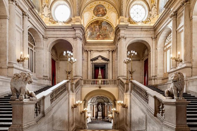 Royal Palace Guided Tour Small Group with Tickets - When this tour might not suit you